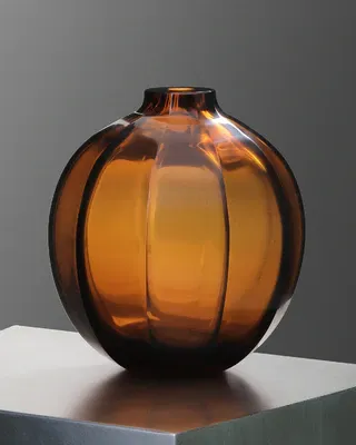 Round Octagonal Glass Vase (Amber)